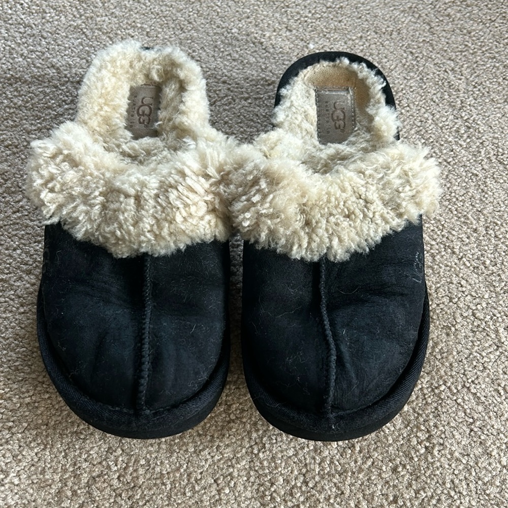 UGG Australia, black slip on clogs
